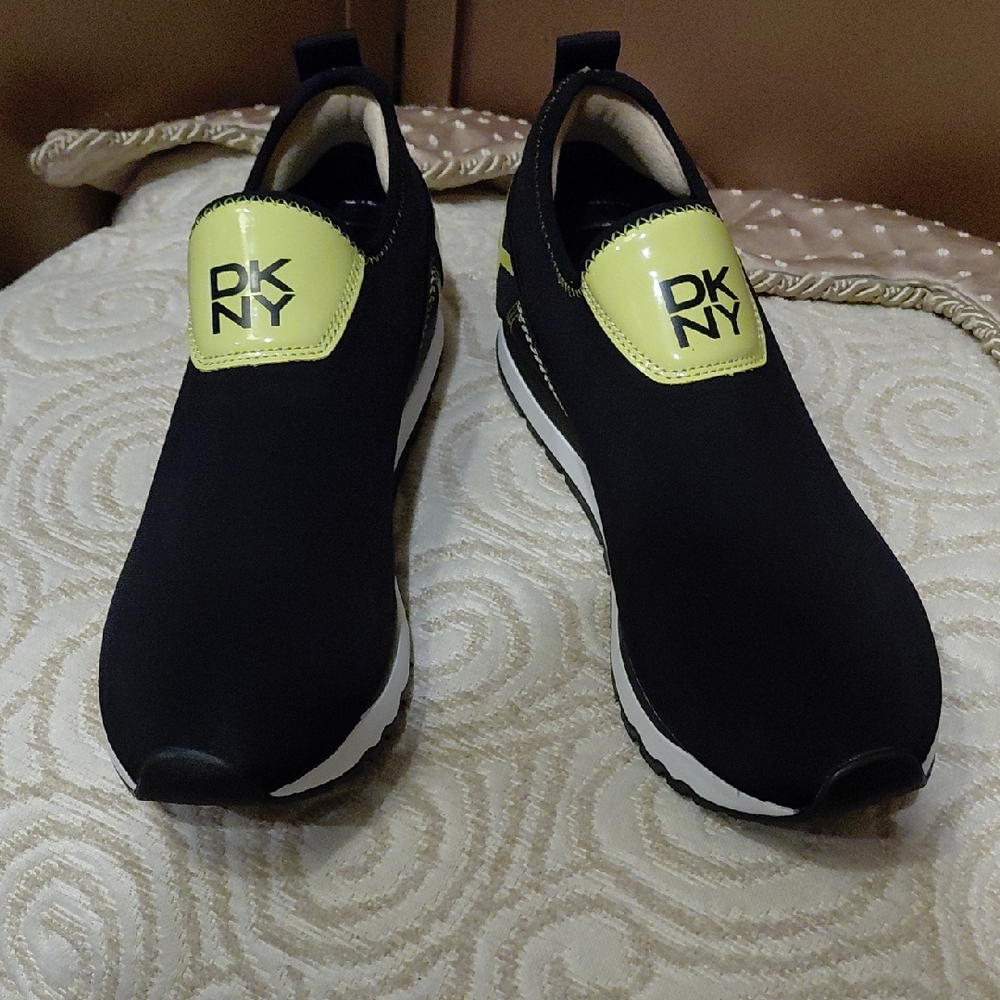 NWOT DKNY Black Slip-on Sneakers with Yellow Accent
